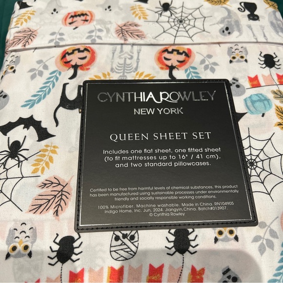 Cynthia Rowley Queen Halloween Sheet Set - Picture 2 of 4
